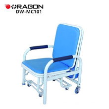 O quarto de hospital DW-MC101 acompanha cadeiras com apoio de braço